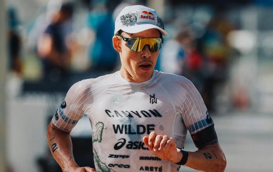 @t100triathlon/ Wilde en competición