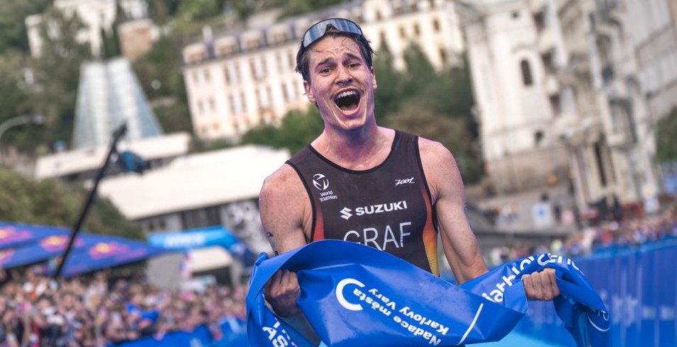 @worldtriathlon/ Henry Graf gana las WTCS Karlovy Vary 2025