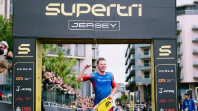 @supertri/Csongor Lehmann ganando en Jersey