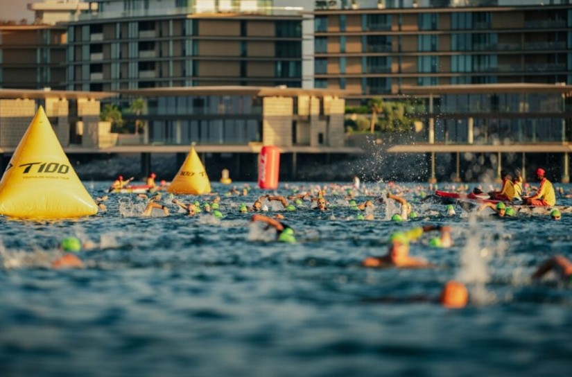 Imagen de la natación de una prueba T100