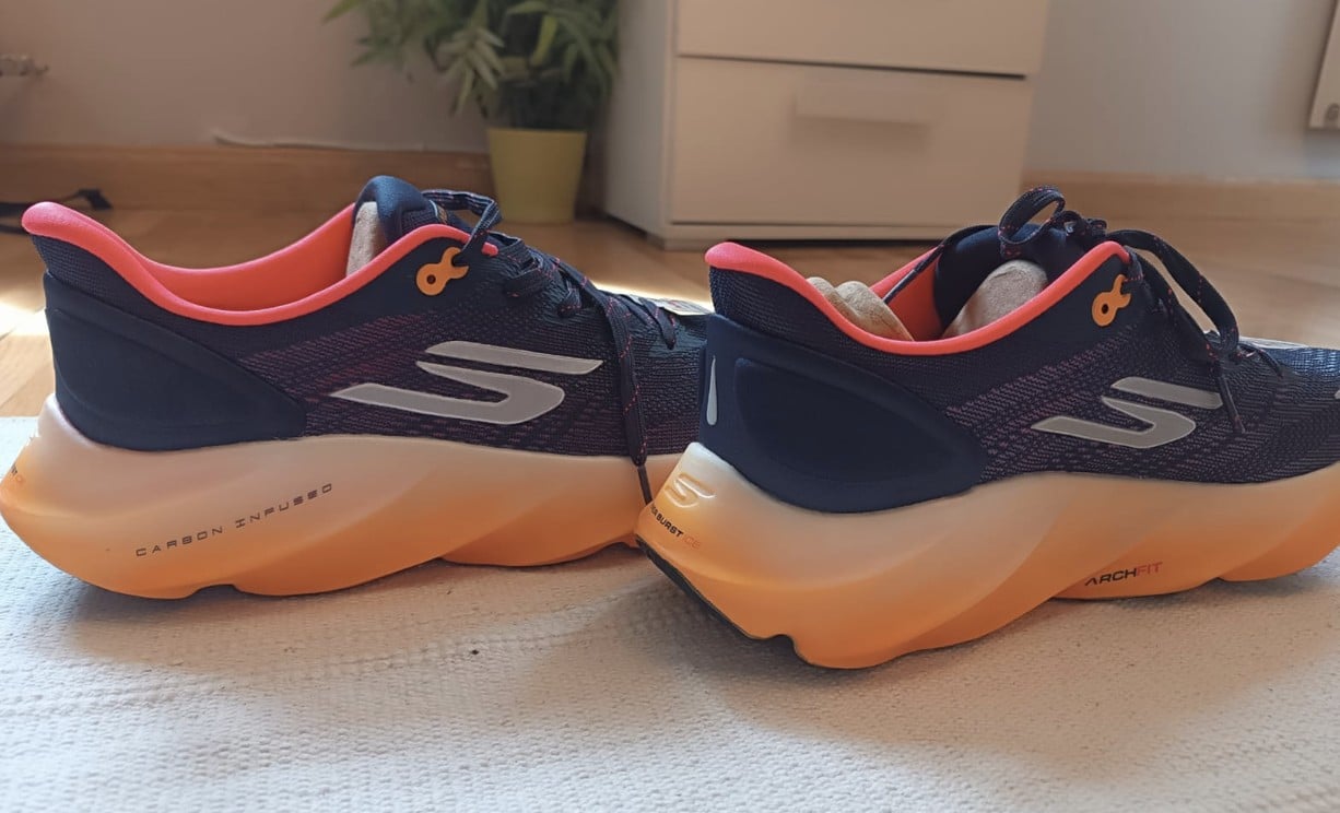 Skechers AERO Burst