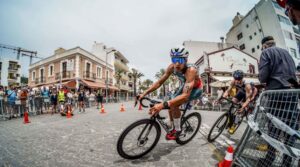 @FETRI/ Imagen de triatletas en Ibiza