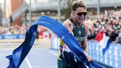 @worldtriathlon/ Matthew Hauser ganando en la Gran Final de Wollongong