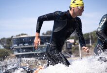 @worldtriathlon/ Salida de la natación en wollongong