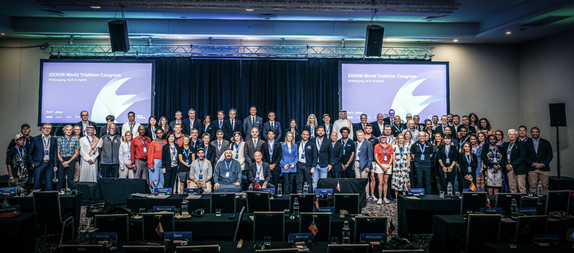 @owrldtriathlon/ Image de familia del XXXVIII Congreso de World Triathlon,