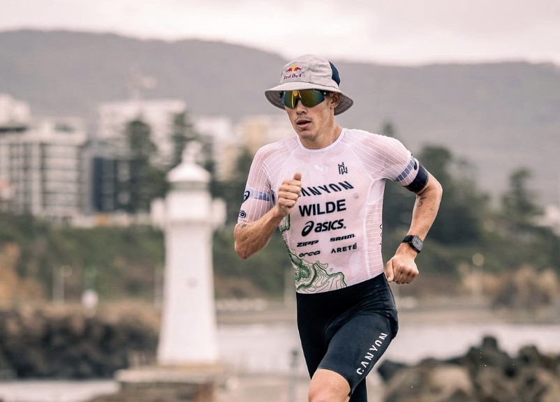 @t100triathlon/ Wilde en competición