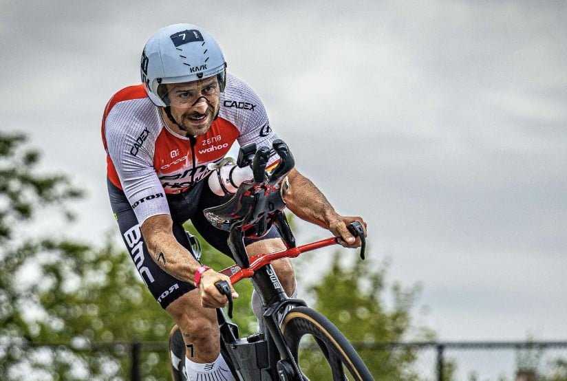 Instagram/ Antonio Benito sobre la bicicleta