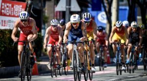@worldtriathlon/ Imagen del grupo ciclista en Tongyeong