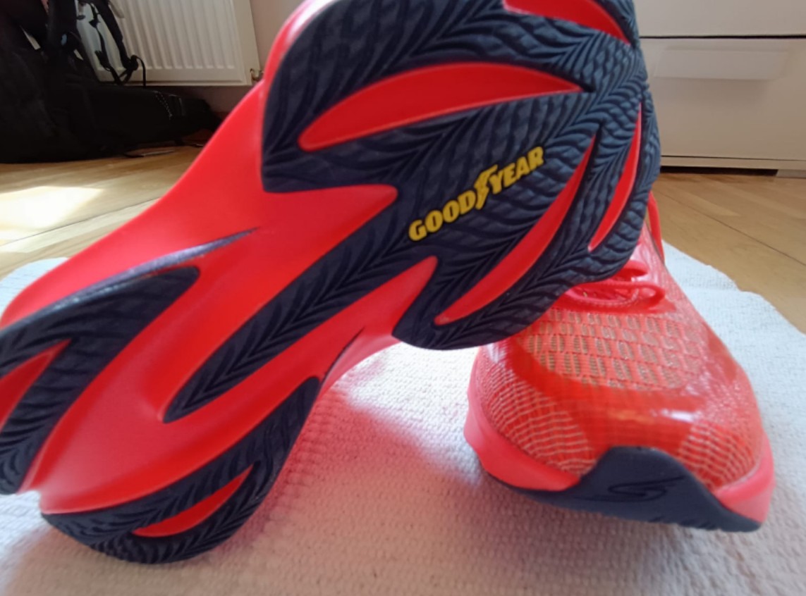 Imagen de la suela de las Skechers Aero Tempo Imagen de la suela de las Skechers Aero Tempo