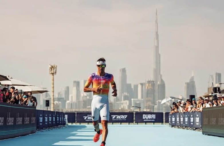 @t100triathlon /Vincent Luis en el T100