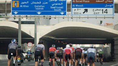 @t100/ Triatletas reconociendo el circuito en Doha