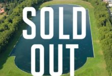 IRONMAN 70.3 Versalles 2026 sold out sobre imagen aérea del lago en Versalles