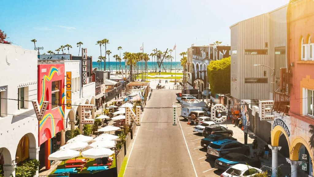 Venice Beach en Los Ángeles, sede de las competiciones de triatlón en los Juegos Olímpicos LA28