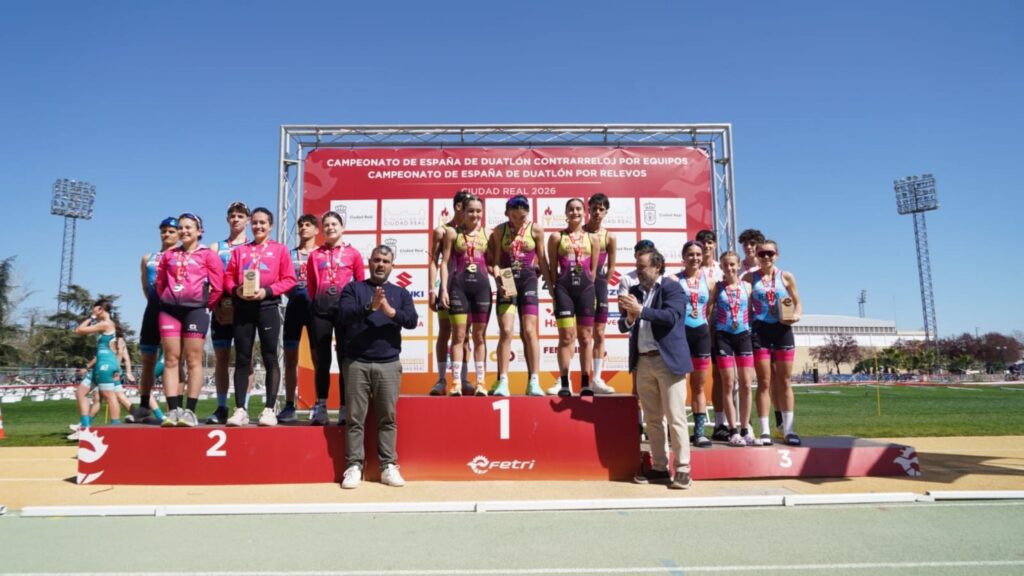Podio del Campeonato de España de Duatlón por Relevos 2026 en Ciudad Real