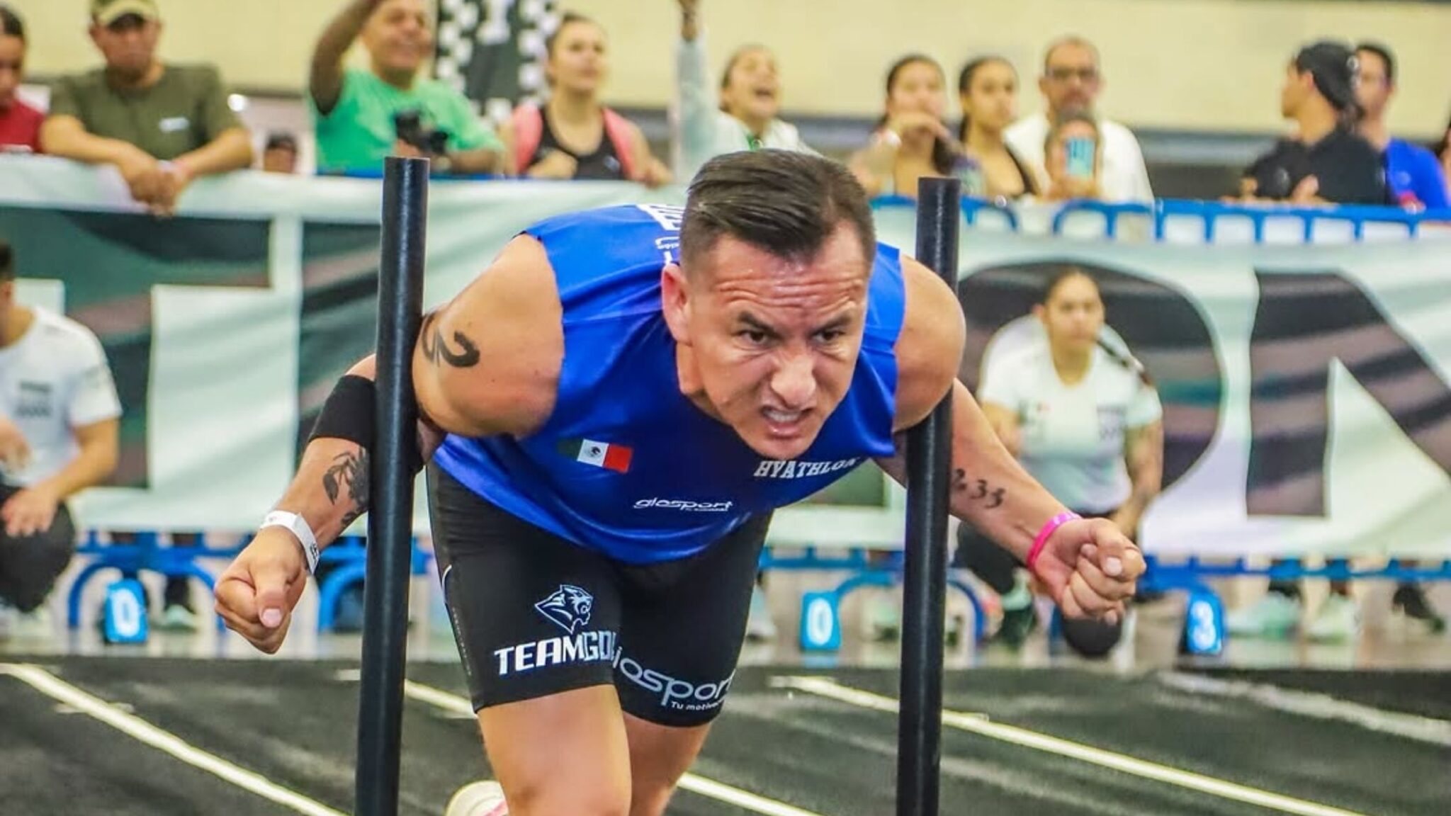 Deportista compitiendo en Hyatlón, la nueva disciplina aprobada por la FETRI en España