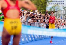 Javier Martín durante una prueba de duatlón en Chengdu 2025