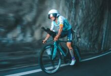 Antonio Benito compitiendo en el segmento ciclista del IRONMAN Frankfurt 2026