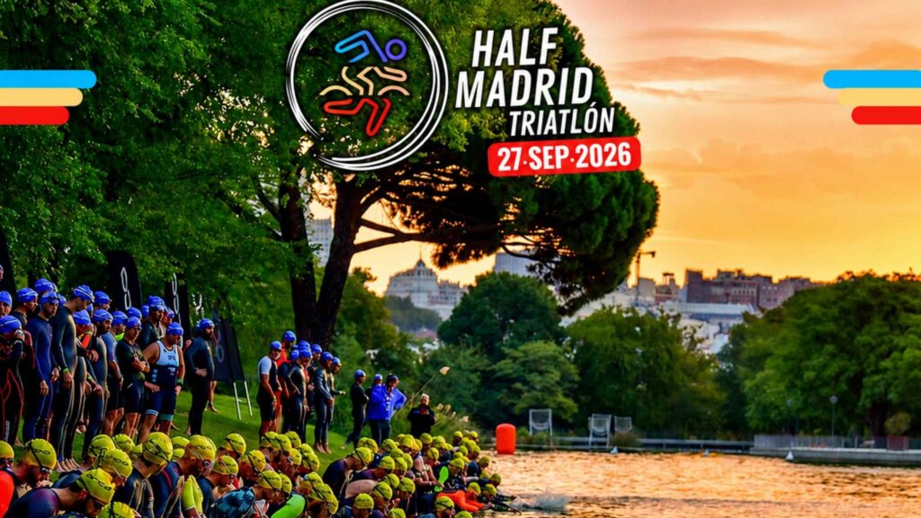 Salida de natación del Half Madrid Triatlón en el Lago de la Casa de Campo