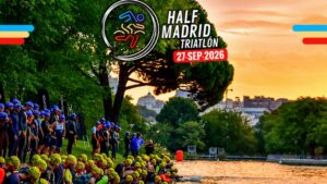 Salida de natación del Half Madrid Triatlón en el Lago de la Casa de Campo