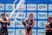 Podio femenino de la WTCS Alghero 2026
