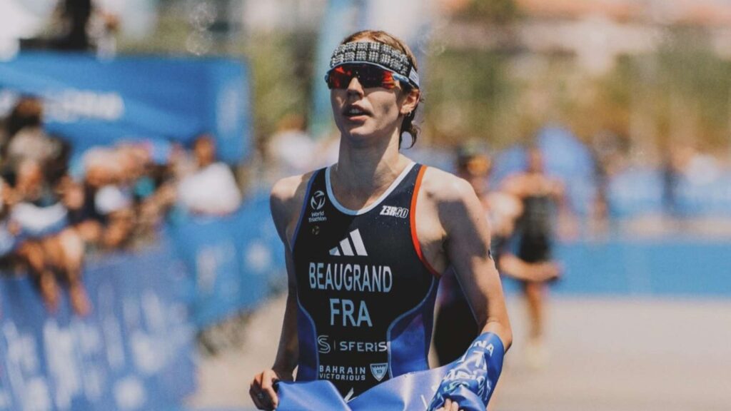 Cassandre Beaugrand tras una competición de World Triathlon