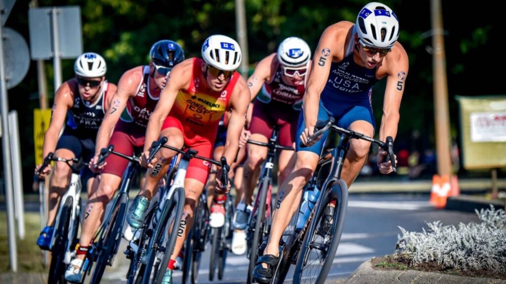 Groupe masculin lors de l'épreuve cycliste des Championnats d'Europe de sprint 2026 à Elblag