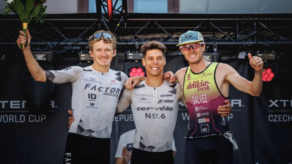 Podio masculino del XTERRA World Cup de Chequia 2026 en Prachatice