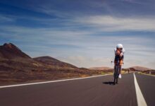 ordi Montraveta en el segmento ciclista del IRONMAN Lanzarote 2026
