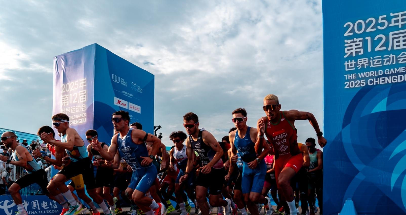 Salida de la prueba masculina de duatlón en los World Games Chengdu 2025