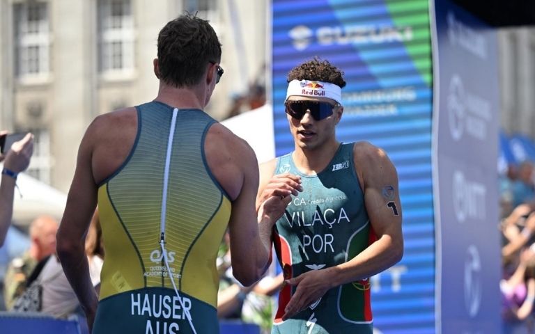 Matthew Hauser y Vasco Vilaça durante una prueba de las World Triathlon Championship Series