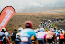 Pelotón en la Vuelta Ciclista a Lanzarote 2026